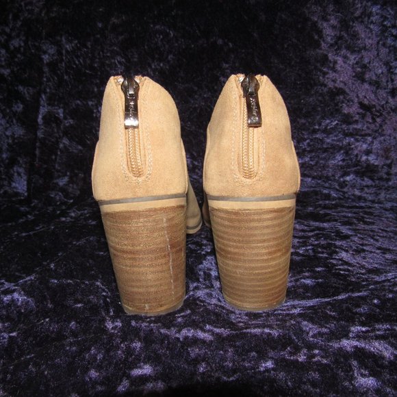 Franco Sarto Heel Sandals - Picture 5 of 8